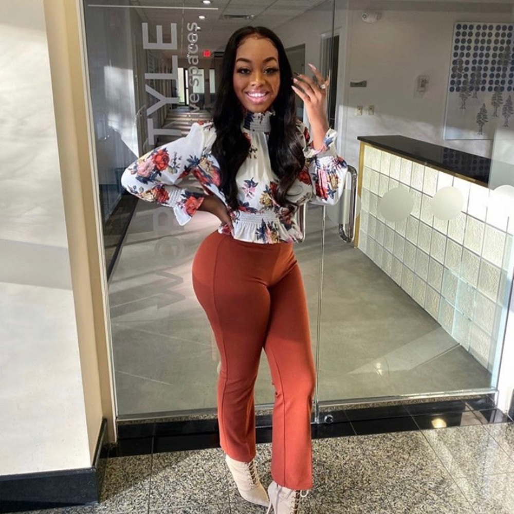 Flare pants - Picture 2 of 2